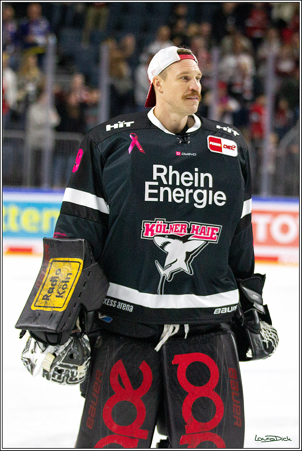 PENNY DEL;  Koelner Haie - Schwenninger Wild Wings; Koeln, 08.10.2021